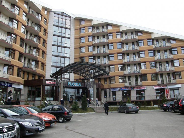 Хотел FLORA MAIN BUILDING 4* Боровец