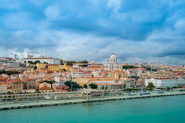 ПОРТУГАЛИЈА ВО ДЕКЕМВРИ