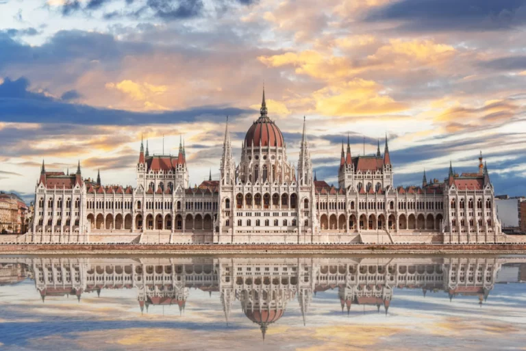 БУДИМПЕШТА ЗА ВЕЛИГДЕН