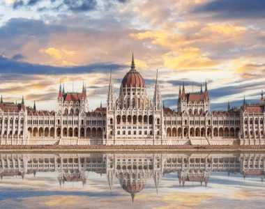 Gray-Line-Budapest-Hungary-4-scaled